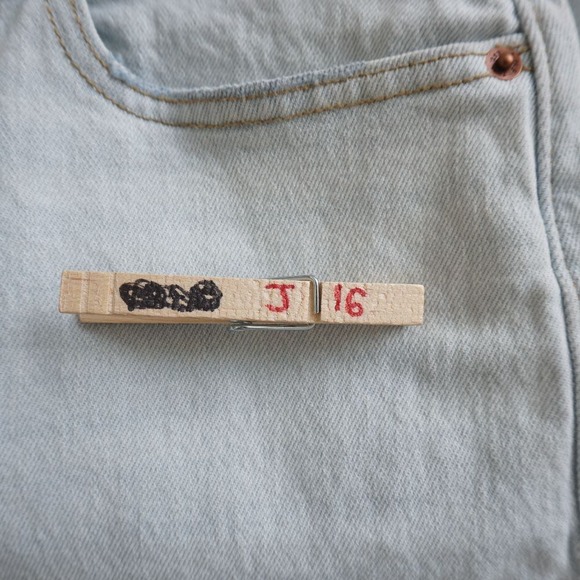 Abercrombie & Fitch The Baggy Low Rise Jeans Womens Long Raw Hem 27 / 4L - Picture 10 of 10